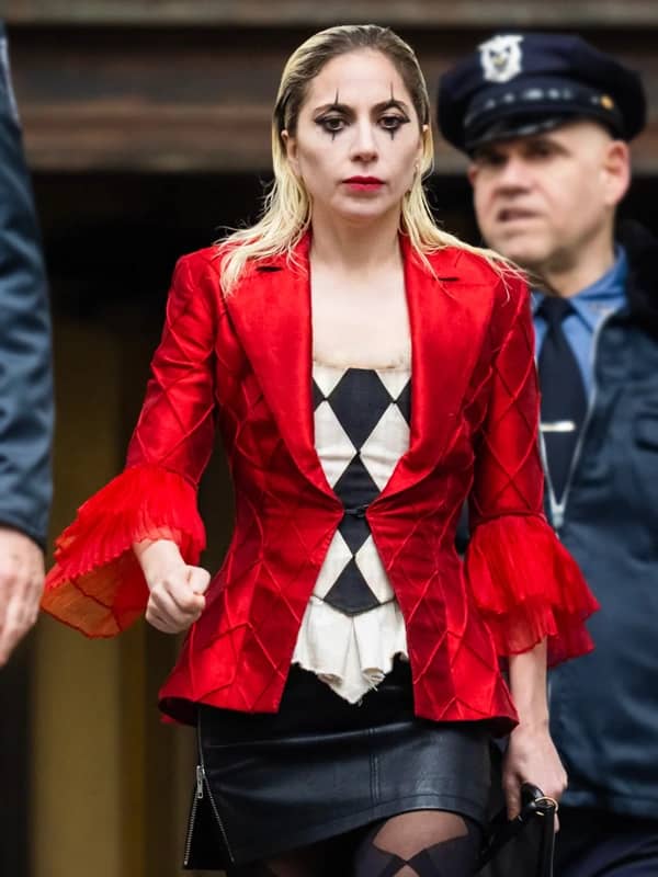 Joker 2 harley quinn red blazer front view